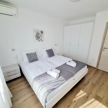 Apartman Maslina Krk Town Exterior photo