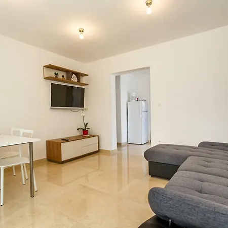 Apartman Maslina Krk Town Exterior photo